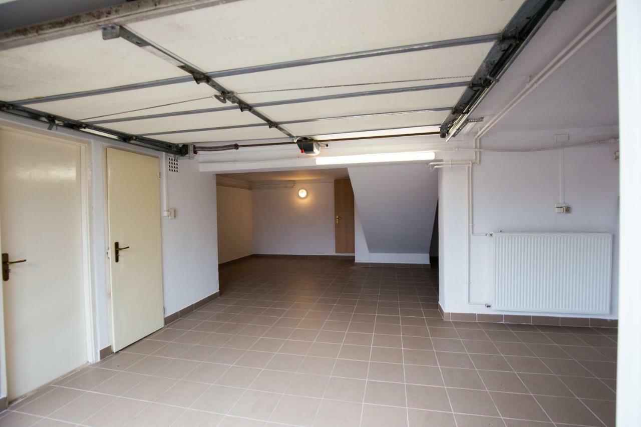 Two Towers Apartman Miskolc Bagian luar foto